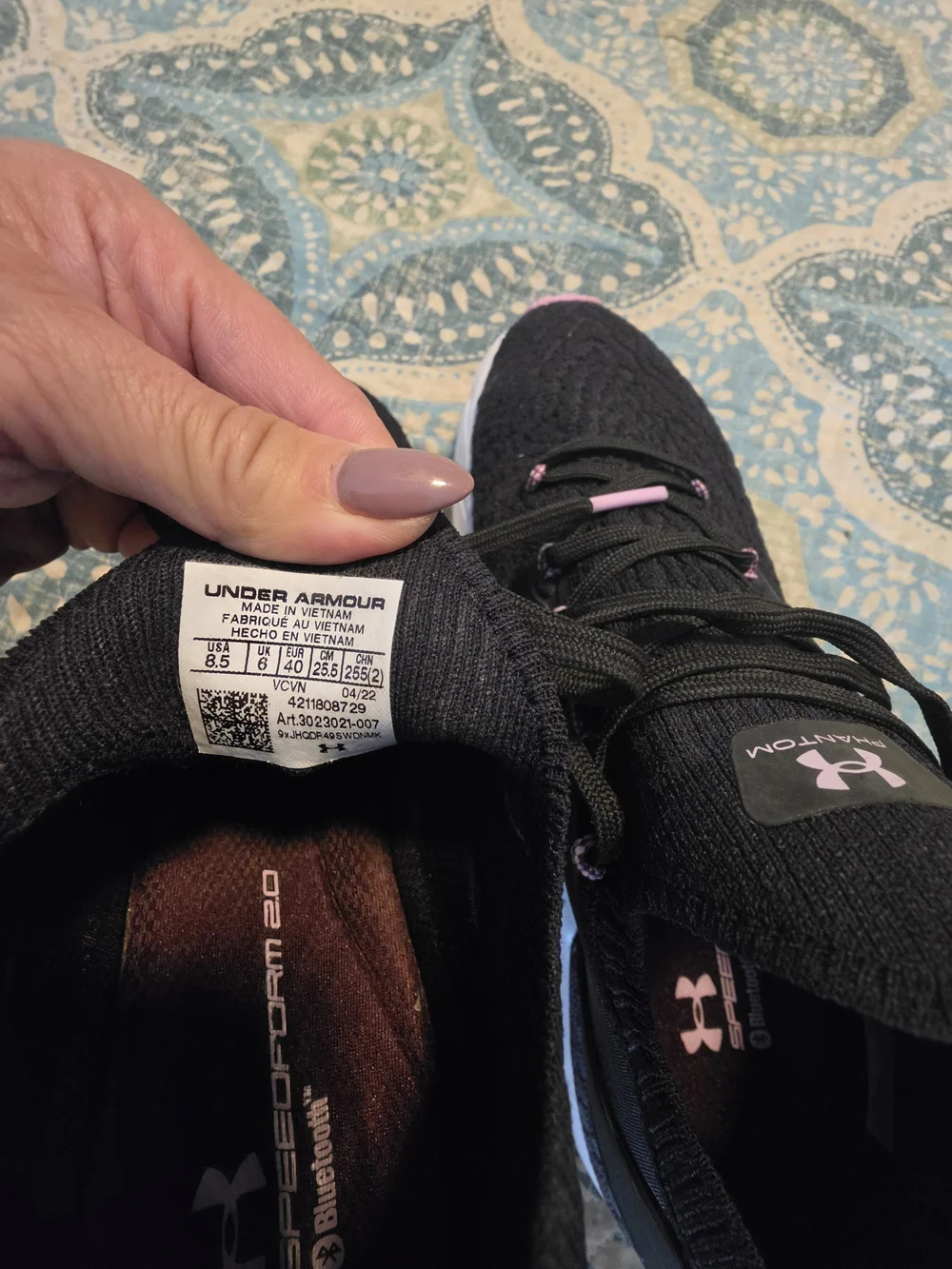 UA HOVR Phantom 2 Knit Sock Running Shoes Womens 8.5 Black Soft Pink EUC Sneaker